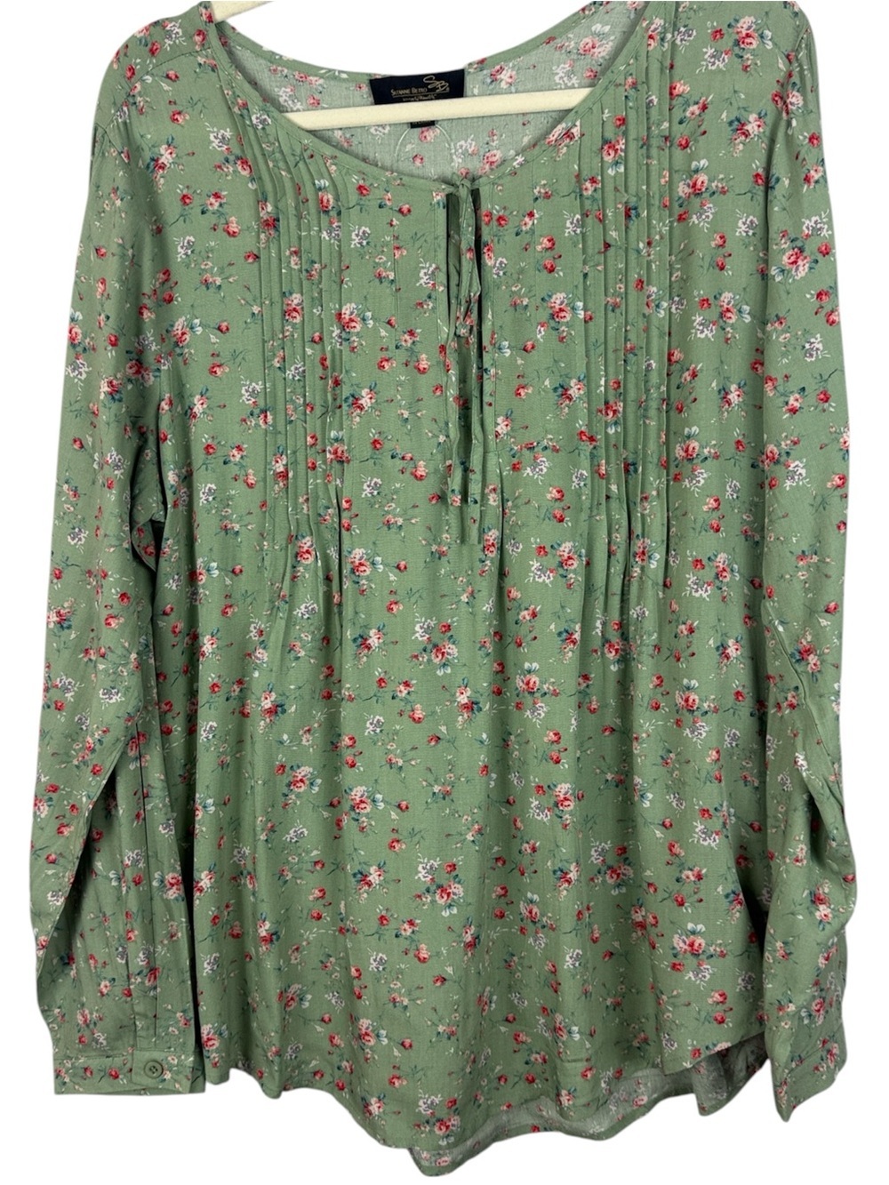 Suzanne Betro Sage Green Ditsy Floral Pleated Tie-Neck Rayon Blouse Plus Size 1X